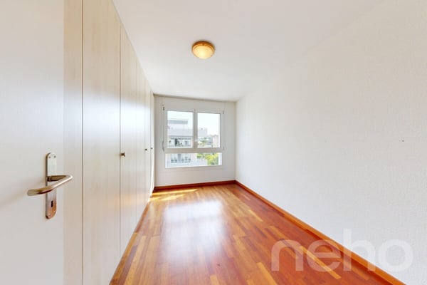 Grosse und helle Wohnung mit Weitsicht in Ipsach 7