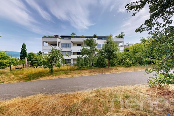 Grosse und helle Wohnung mit Weitsicht in Ipsach 12