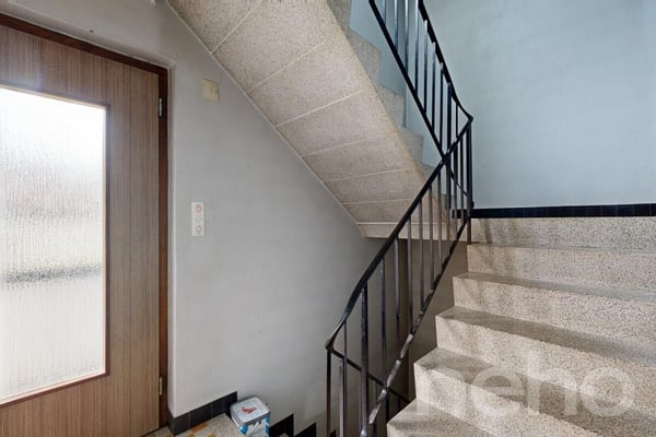 Mehrfamilienhaus im grünen Plasselb 7