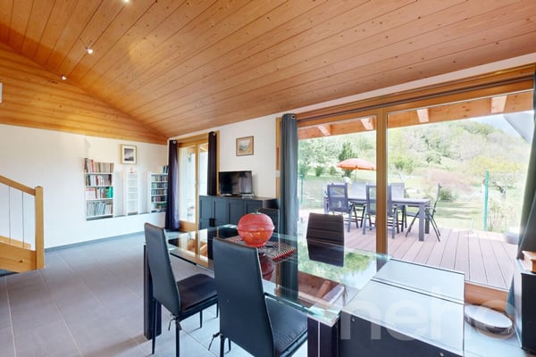 Exclusif: magnifique chalet avec 2 chambres dans un hameau 12
