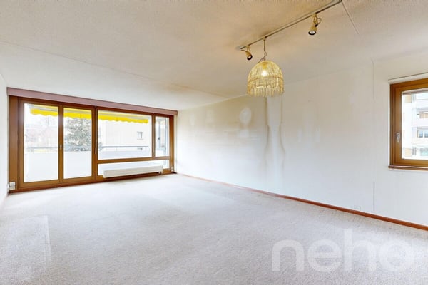 4.5-Zimmer-Wohnung mit viel Potenzial in Uznach 2