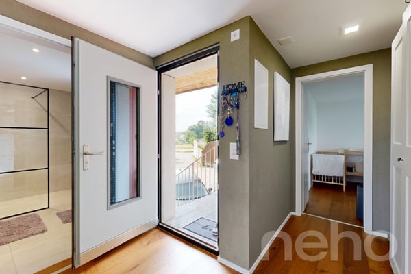 Modernisiertes Einfamilienhaus mit Designküche und Wintergarten 10