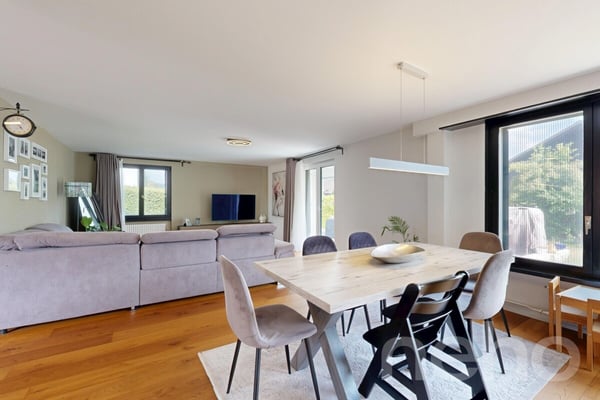 Modernisiertes Einfamilienhaus mit Designküche und Wintergarten 3