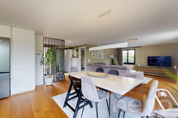 Modernisiertes Einfamilienhaus mit Designküche und Wintergarten 9