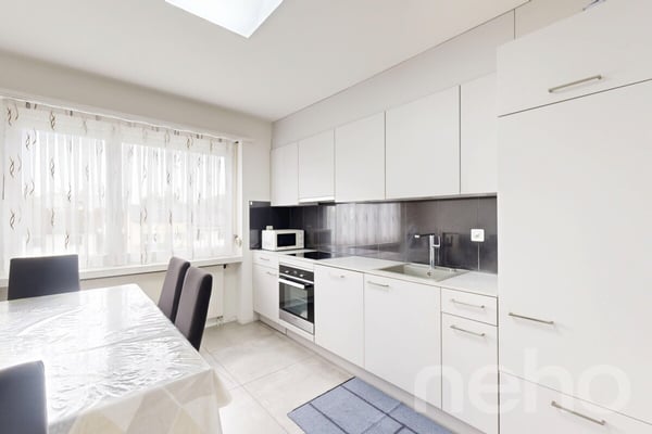 Modernisierte 4.5-Zimmerwohnung mit Garagenbox (im Baurecht) 3