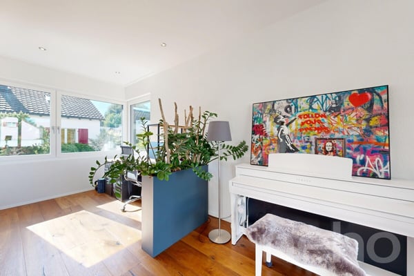 Modernes freistehendes Einfamilienhaus mit grossem Garten in Dietikon 5