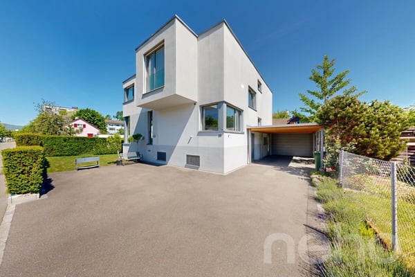 Modernes freistehendes Einfamilienhaus mit grossem Garten in Dietikon 2