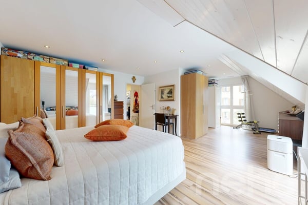 Modernes 5.5-Zimmer Reiheneckhaus mit Garten in Aristau 9