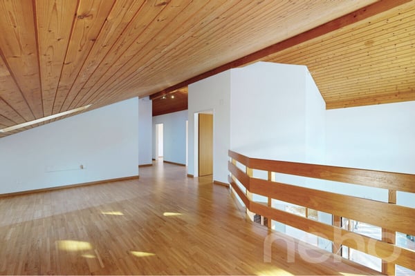 Grosses Einfamilienhaus mit Garten, Wintergarten und viel Potenzial 5