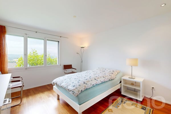 Top gepflegtes 6-Zimmer-Einfamilienhaus mit Weitblick in Uesslingen TG 9