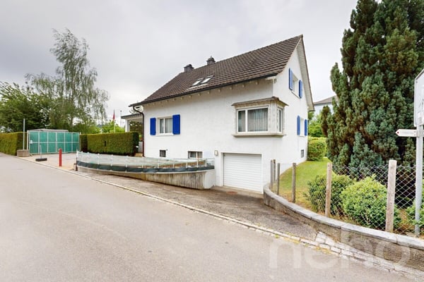 Gepflegtes 5.5-Zimmer-EFH mit wunderschönem Garten in Niederuzwil 2