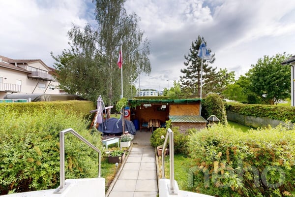 Gepflegtes 5.5-Zimmer-EFH mit wunderschönem Garten in Niederuzwil 12