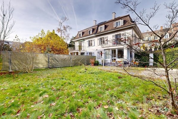 Neubau: Geräumige 2.5-Zimmerwohnung an zentrumsnaher Lage 1