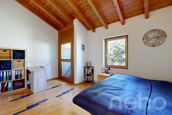 5.5-Zimmer Reihenhaus mit hervorragendem Wohn-Setup und Weitsicht 9