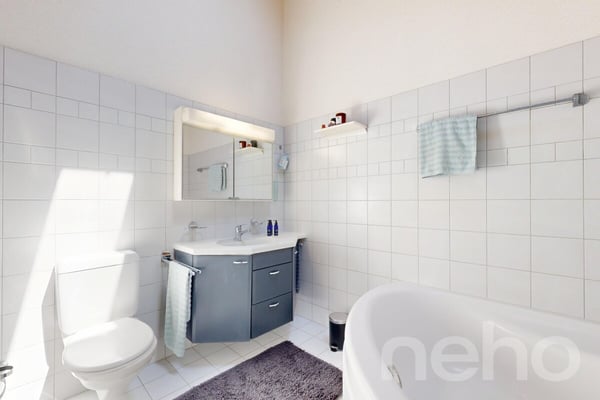 5.5-Zimmer Reihenhaus mit hervorragendem Wohn-Setup und Weitsicht 8