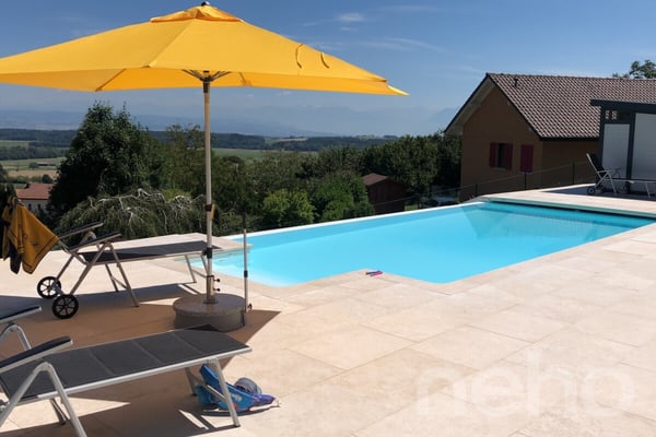 Maison passive avec studio, piscine et vue dégagée 3