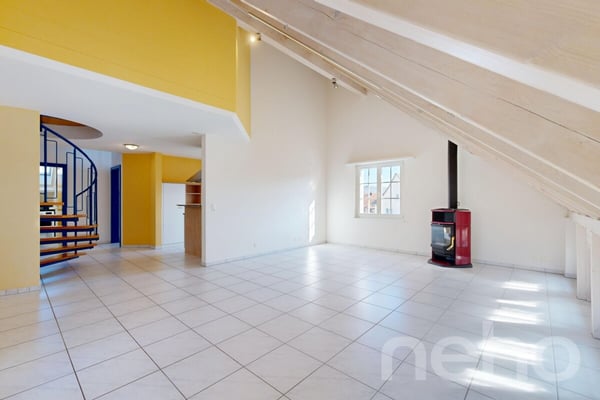 Stilvolle 4.5-Zimmer-Attika-Maisonette mit Charme und Komfort 3