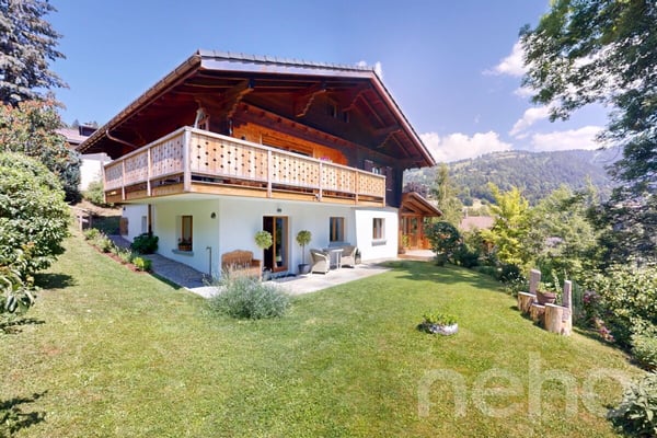 Exclusif: magnifique chalet de 2 appartements