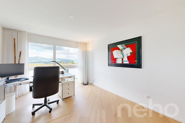Luxuriöse 4.5-Zimmer-Wohnung mit traumhafter, unverbaubarer Weitsicht 4