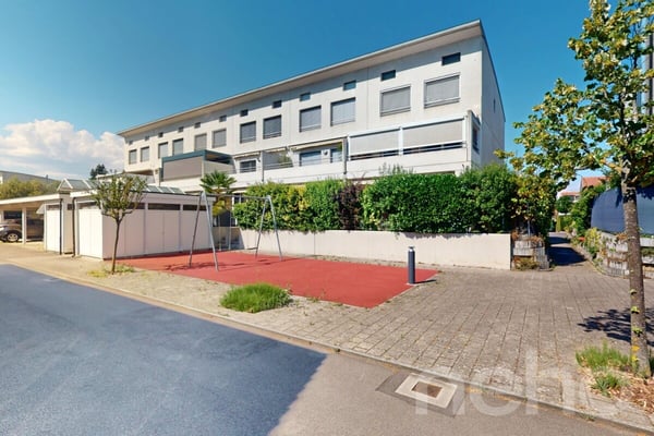 Spacieux duplex en attique ? Volume et confort contemporain 12