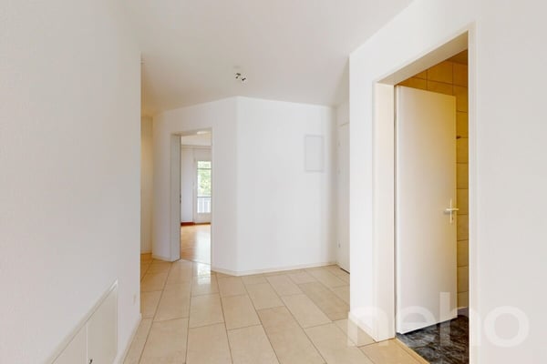 Helle 4.5-Zimmer-Wohnung mit Südbalkon in Volketswil 5