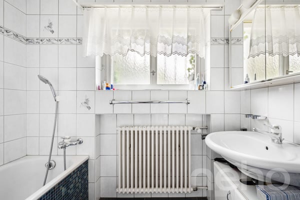 Einmalige Gelegenheit - Freistehendes 7-Zimmer-Einfamilienhaus 9