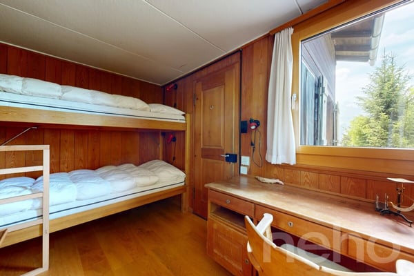 Alpines Chalet mit Einliegerwohnung und traumhafter Bergsicht 9