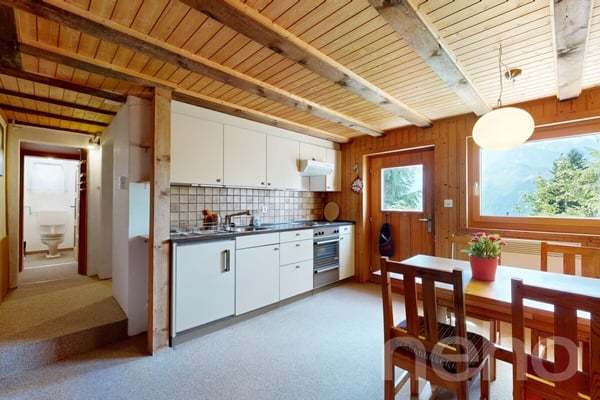 Alpines Chalet mit Einliegerwohnung und traumhafter Bergsicht 11
