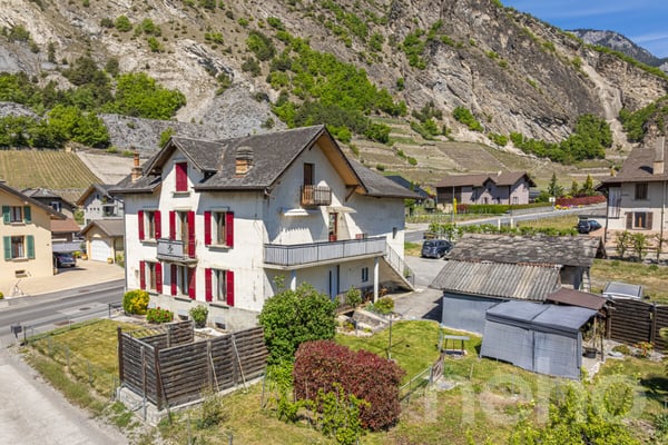 Opportunité rare à Leytron : maison aux multiples possibilités 2
