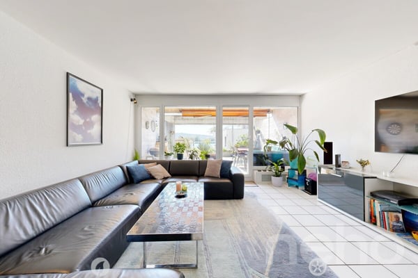 Reihenhaus am Bielersee - renoviert mit Seesicht und Gartenwiese 1