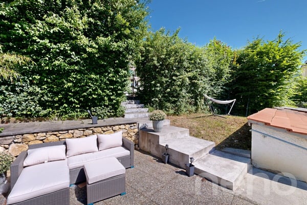 Immeuble locatif de 2 appartements avec entrées indépendantes 12