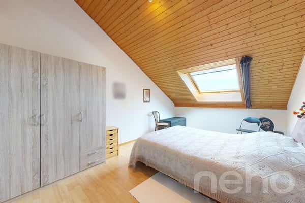 Appartement familial de 5,5 pièces et 157 m² avec cheminée et garage 7