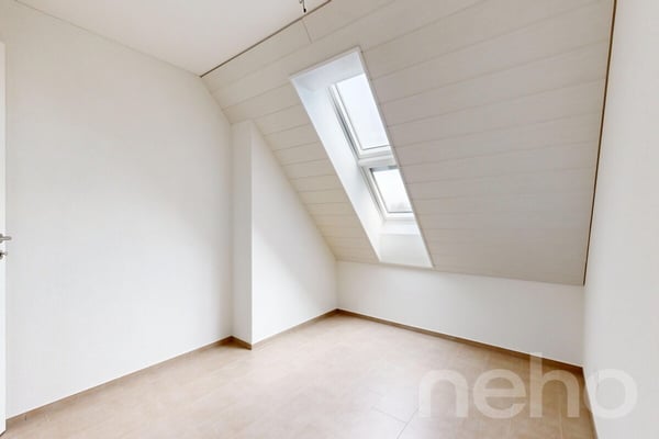 Moderne 4.5-Z' Dachwohnung mit an zentraler und dennoch ruhiger Lage 7