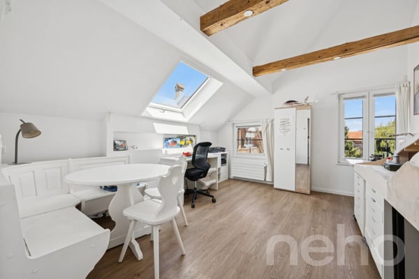 Einzigartiges Familienhaus mit Wellness und Weitsicht 7