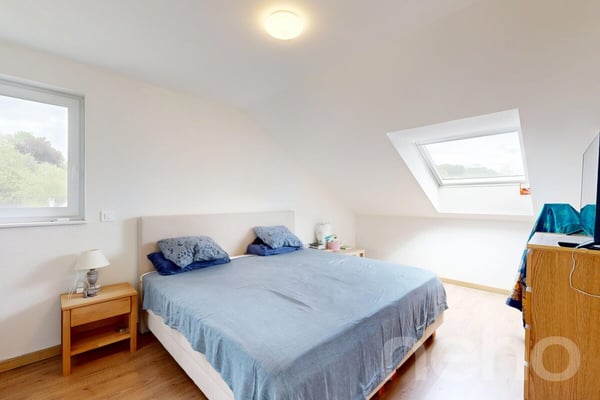 Attique contemporain traversant avec grand balcon et vue dégagée 7