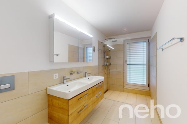 Attraktive 4.5-Zimmer-Wohnung in idealer Lage in Zürich 12