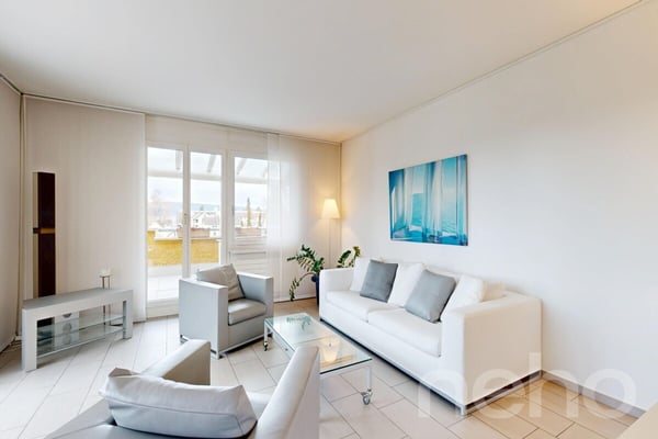 Attraktive 4.5-Zimmer-Attikawohnung mit sonnenverwöhnter Terrasse 1