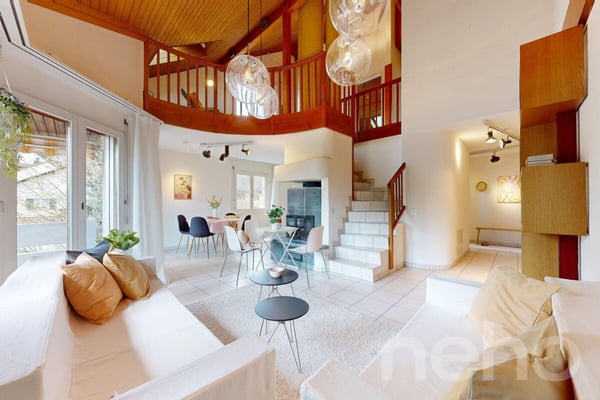 Lichtdurchflutete 5.5-Zimmer-Dachmaisonette mit Galerie und Balkon