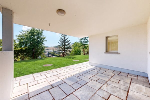 Grosszügiges 6.5Zi-Einfamilienhaus mit Garten und traumhafter Aussicht 10