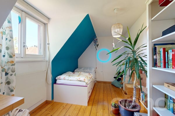 4.5-Zimmer-Reihenhaus mit Garten in begehrter Wohnlage 7