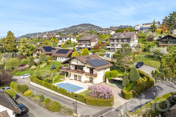 Exclusif: grande villa de 5 chambres avec piscine 2