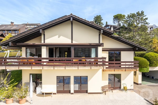 Exclusif: grande villa de 5 chambres avec piscine 10