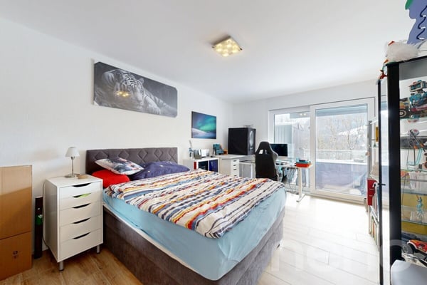 Wohnen mit Aussicht - stilvolle Terrassenwohnung in Plasselb 10