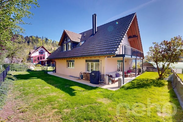 Schönes 5,5-Z.-EFH und einer 3,5-Z.-Einliegerwohnung in Madetswil 2
