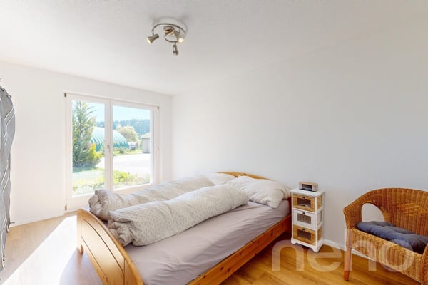 Schönes 5,5-Z.-EFH und einer 3,5-Z.-Einliegerwohnung in Madetswil 8