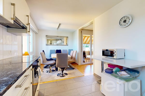 Attraktive 3.5-Zimmer-Wohnung mit teilweisem Seeblick in Horgen 7
