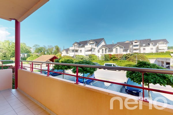 Appartement spacieux, lumineux et vue apprenable sur le lac ! 10
