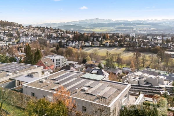Exklusive Attika-Terrassenwohnung in Wil - Ruhe, Stil und Weitblick 2