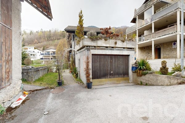 Maison atypique avec atelier indépendant et beau potentiel à Savièse 11