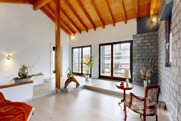 Maison atypique avec atelier indépendant et beau potentiel à Savièse 4